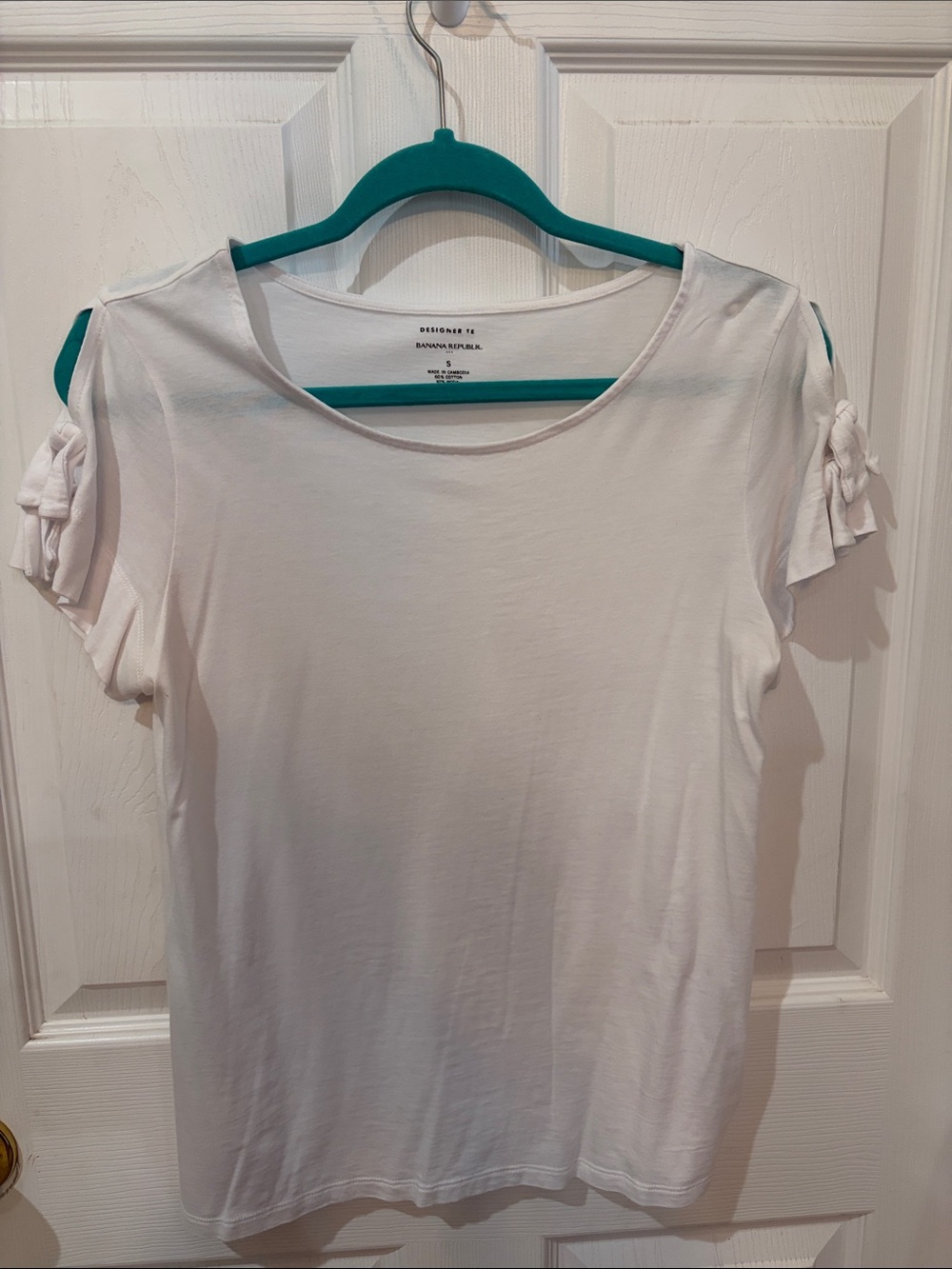 Banana Republic White Short Sleeve Tee with Knot Sleeve Detail